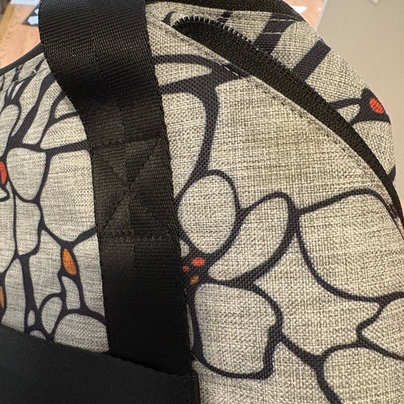 Sherpani Eclipse Bag - Picture 3 of 4